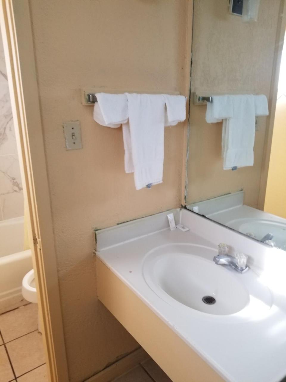 Trailway Motel - Fairview Heights Ngoại thất bức ảnh